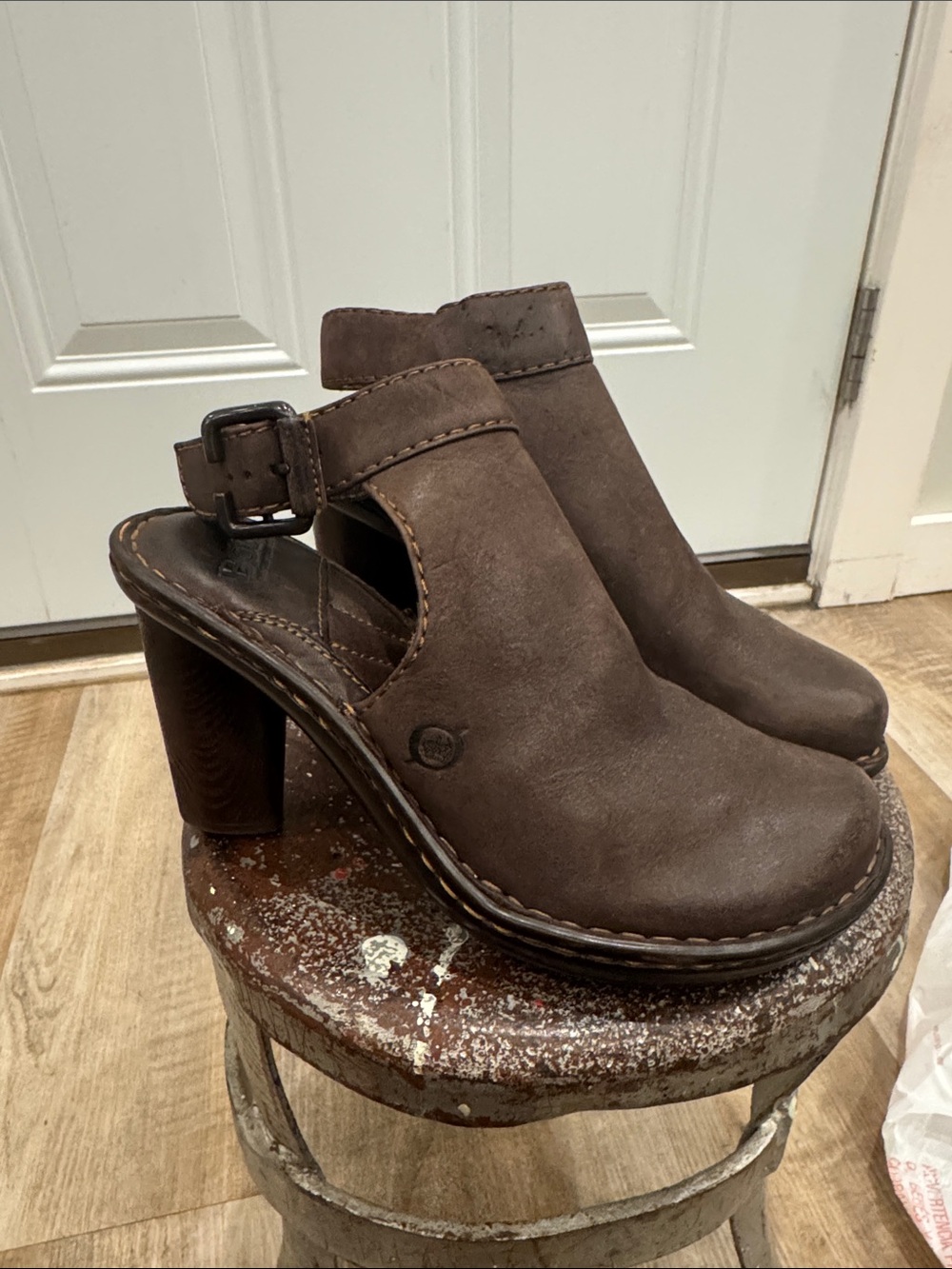 Born Brown Leather Chunky 3” Heel Buckle Sling-back Mules